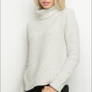 Brandy Melville Turtle Neck Sweater